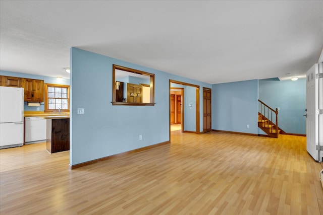 152 Wakeby Rd, Marstons Mills, MA 02648 - photo 2