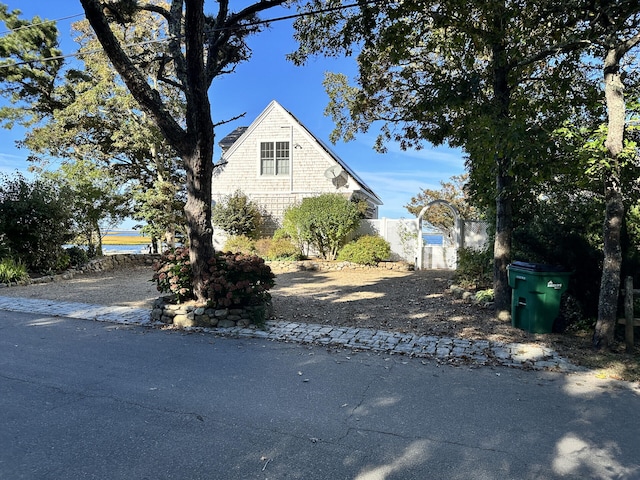 view of home's exterior