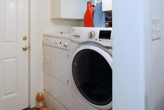 72 Grove St, Hyannis, MA 02601 - washroom with washing machine and dryer