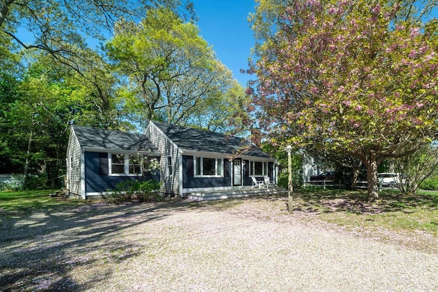view of front of property