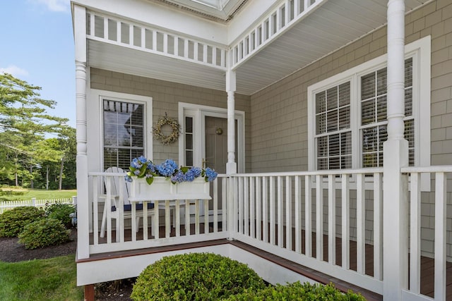 9 Sea Knoll Ct, Bourne, MA 02532 - doorway to property with a porch