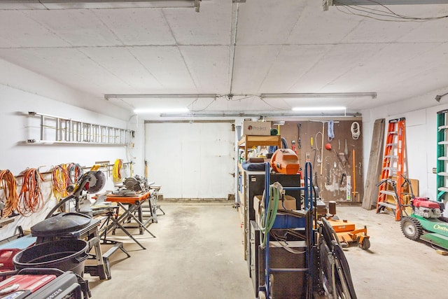 3 Bramblewood Ln, Orleans, MA 02653 - garage with a workshop area