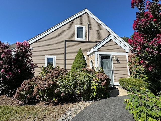 view of front of house