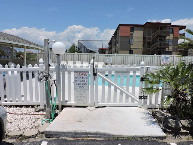 view of swimming pool