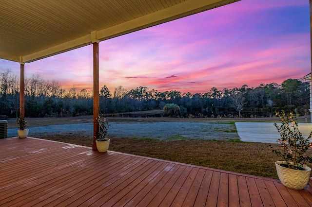 view of deck at dusk