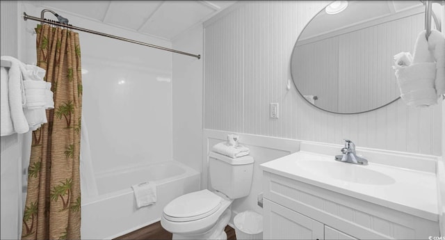 full bathroom with vanity, toilet, and shower / bath combo