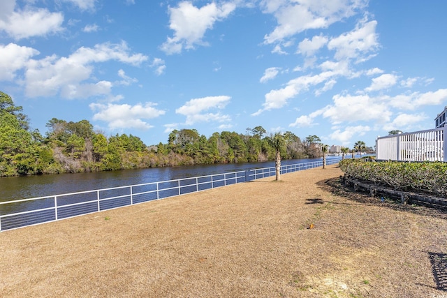 view of yard featuring a water view