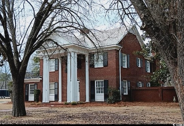 view of neoclassical / greek revival house