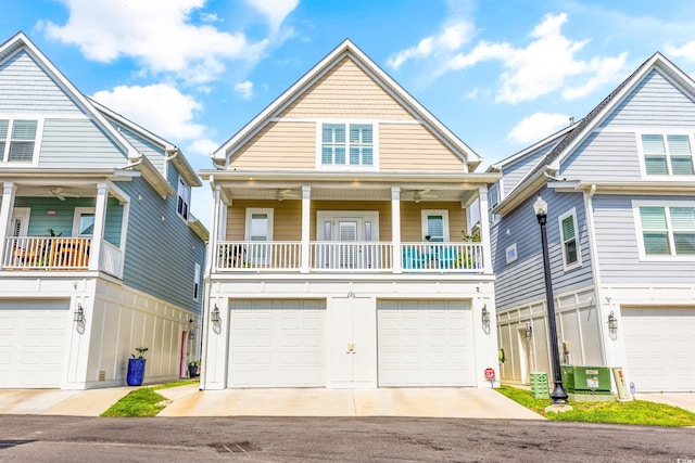 view of front facade featuring a garage and a porch