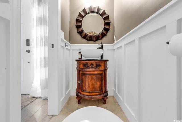 bathroom featuring vanity