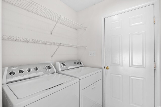 2513 Hunters Trl, Myrtle Beach, SC 29588 - washroom featuring washing machine and dryer