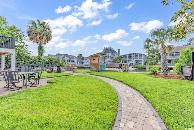 view of yard featuring a patio area