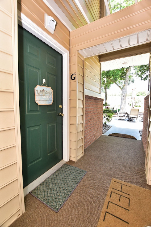 view of entrance to property