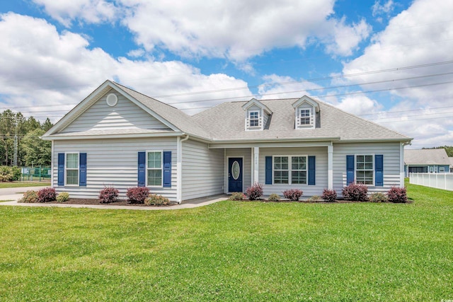 view of front of house with a front lawn