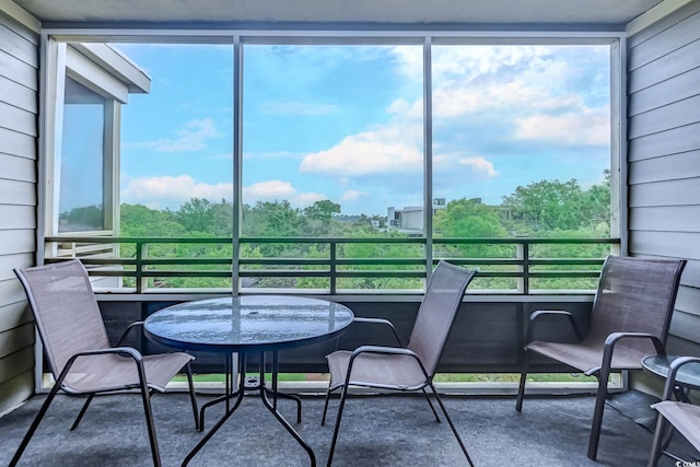 view of sunroom / solarium