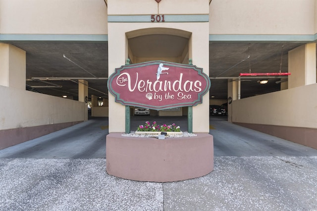 view of community / neighborhood sign