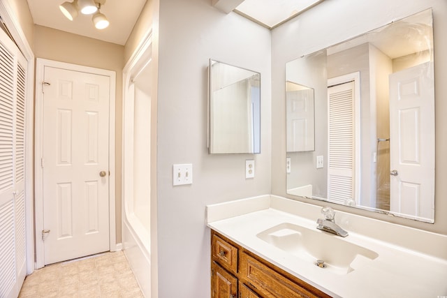 bathroom with vanity