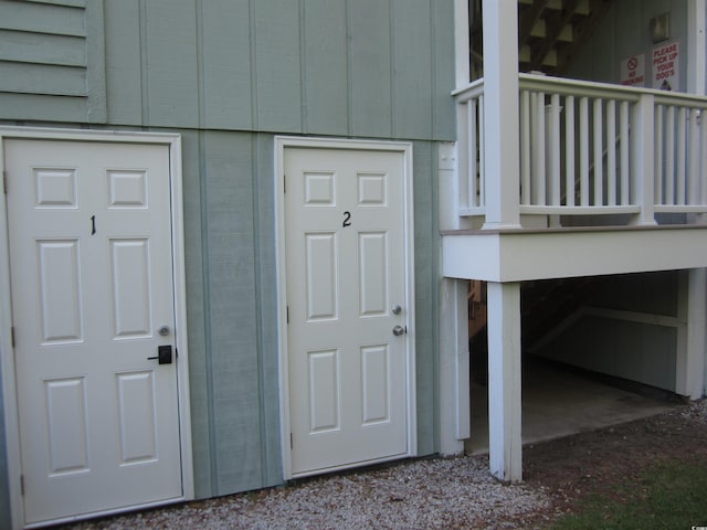 view of property entrance