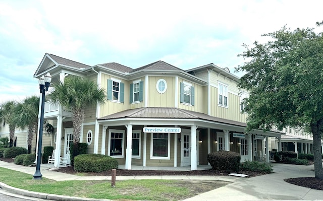 view of front of house with covered porch