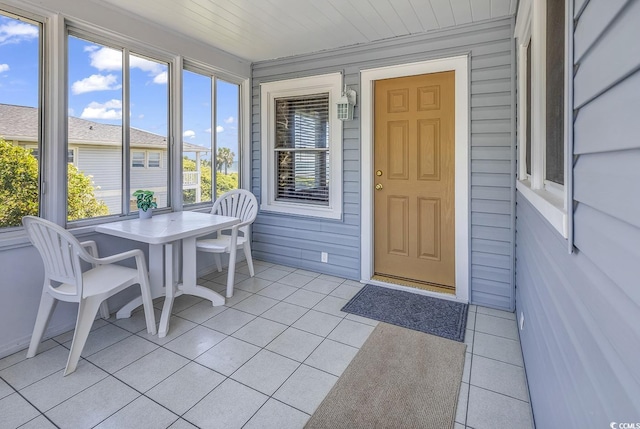 view of sunroom / solarium