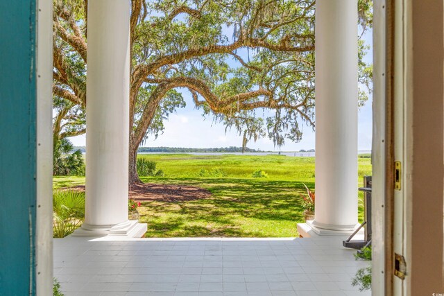 exterior space featuring a rural view