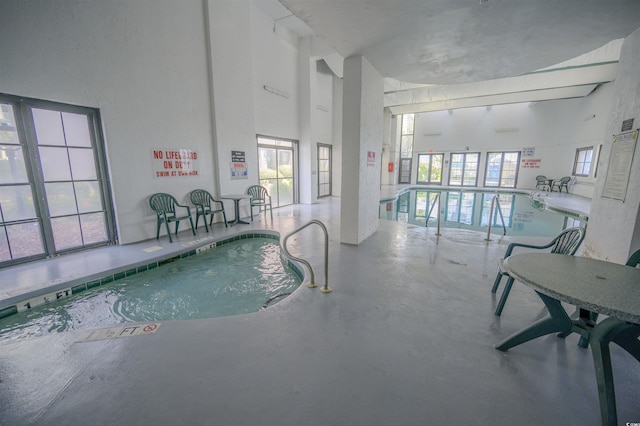 view of swimming pool