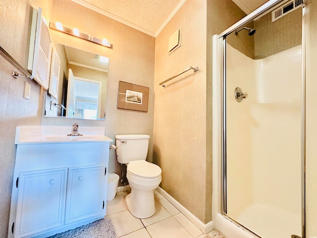 bathroom with crown molding, oversized vanity, a textured ceiling, a shower with shower door, and toilet