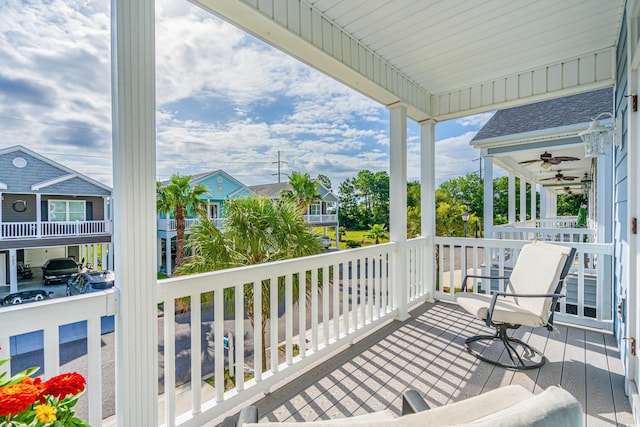 balcony featuring covered porch