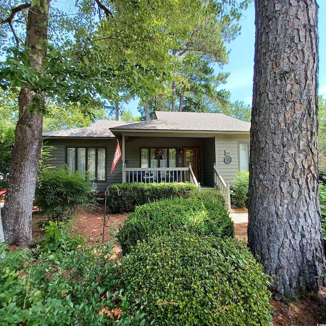 view of front of home with covered porch