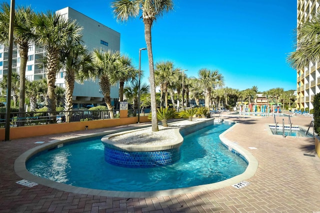 view of swimming pool