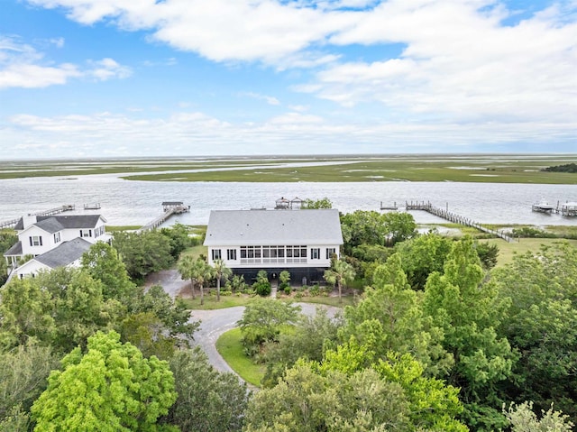 bird's eye view featuring a water view