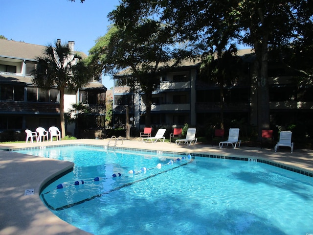 view of swimming pool