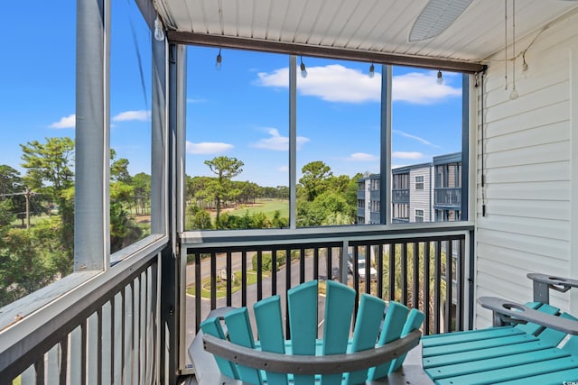 view of sunroom / solarium