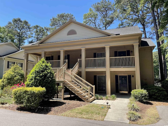 view of front of house featuring a porch