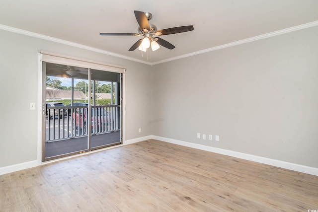 unfurnished room with light hardwood / wood-style flooring, ceiling fan, and crown molding