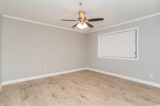 unfurnished room with light hardwood / wood-style floors, ornamental molding, and ceiling fan