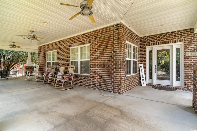 view of patio with ceiling fan