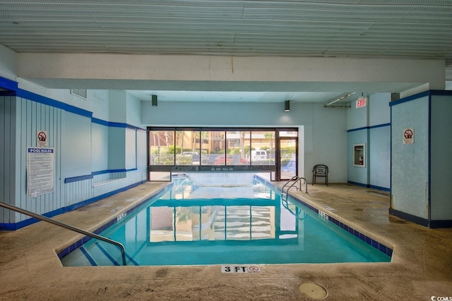 7000 Ocean Blvd N Unit 133, Myrtle Beach, SC 29572 - view of indoor pool