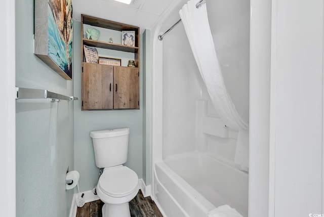 full bathroom with shower / bathtub combination with curtain, backsplash, toilet, hardwood / wood-style floors, and sink