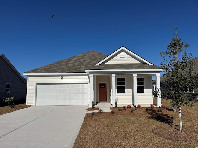 view of front facade featuring a garage