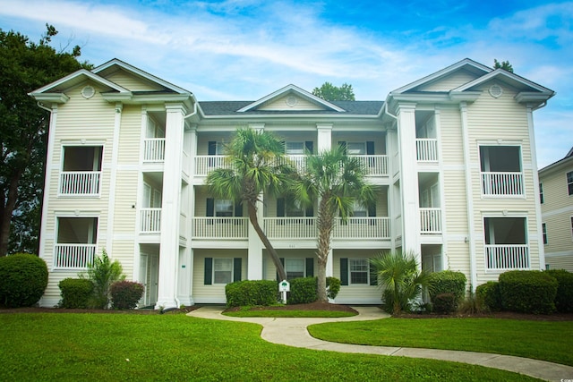 view of building exterior