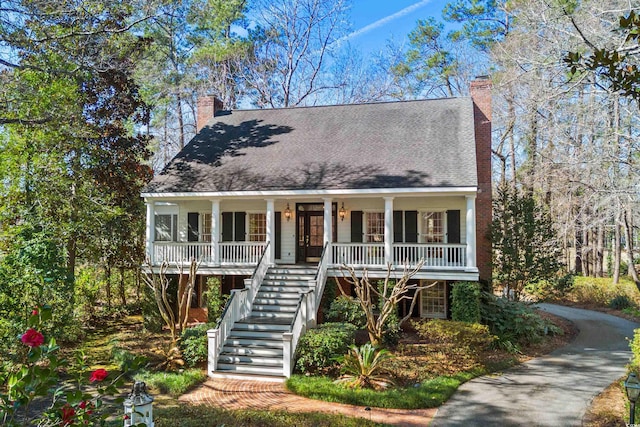 view of front facade featuring covered porch