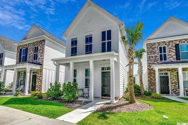 view of front of property with a front yard