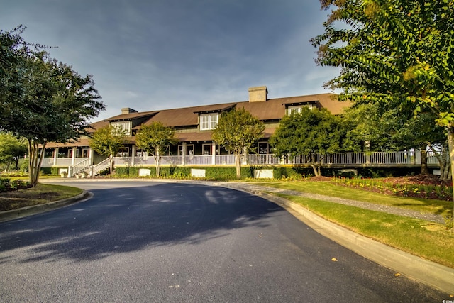 view of front of property