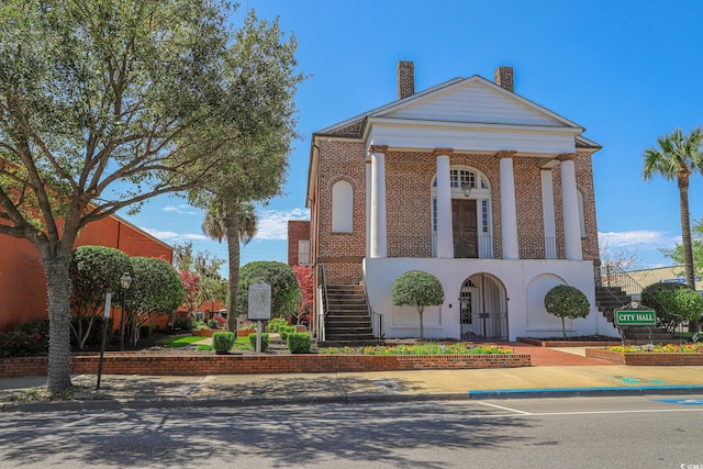 view of front of home