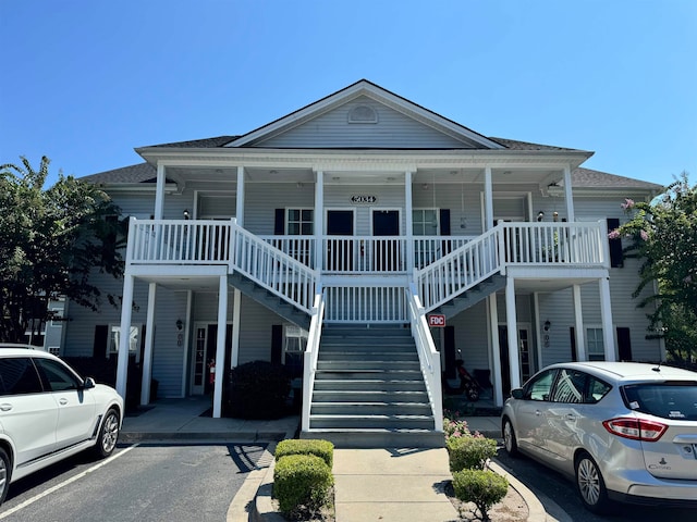 view of front facade featuring a porch