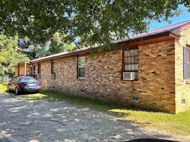 view of home's exterior