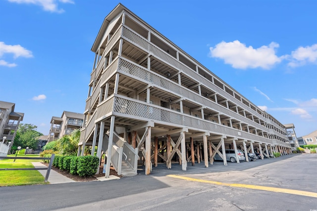 view of building exterior