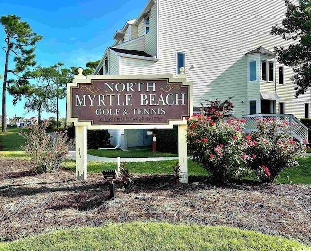 view of community / neighborhood sign