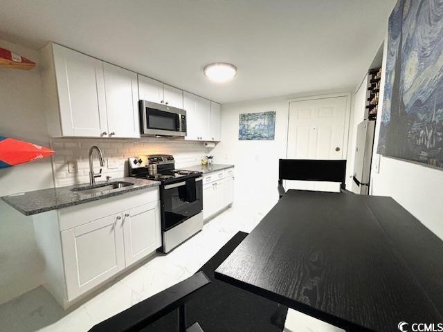 6850 Blue Heron Blvd Unit 106, Myrtle Beach, SC 29588 - view of living room